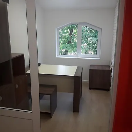 Shishkova 3 Apartment