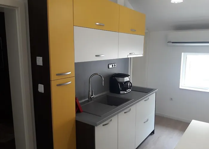 Shishkova 3 Appartamento *